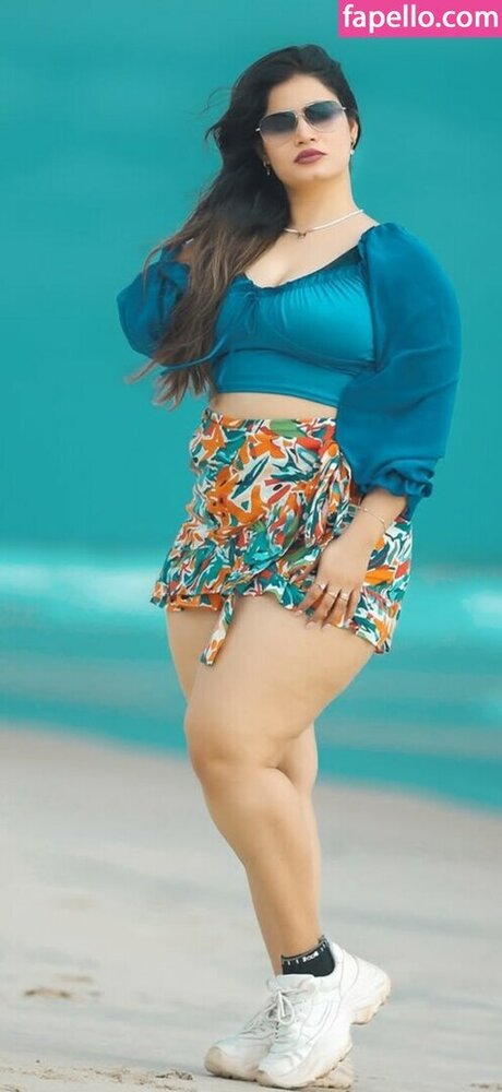 Pavitra Poojary ホット女優 写真