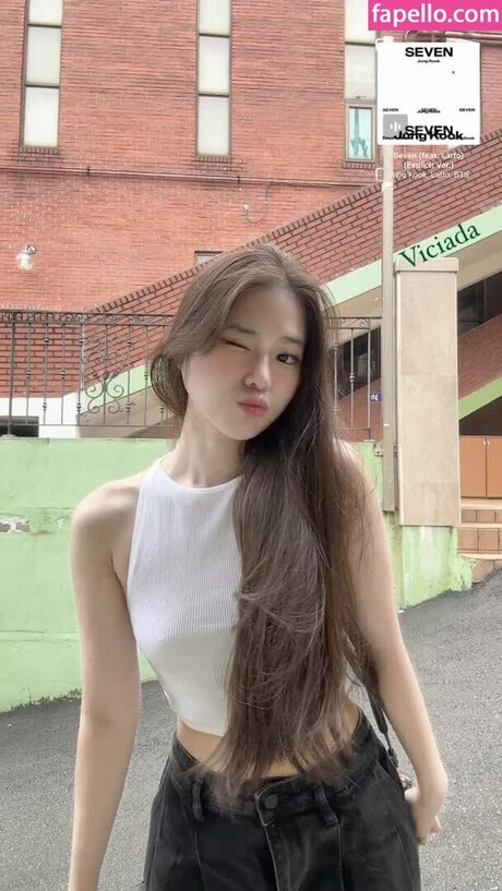 Priscila Ju 裸モデル 写真