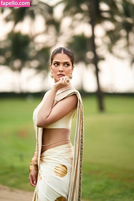 Malavika Mohanan かわいいスター アーカイブ