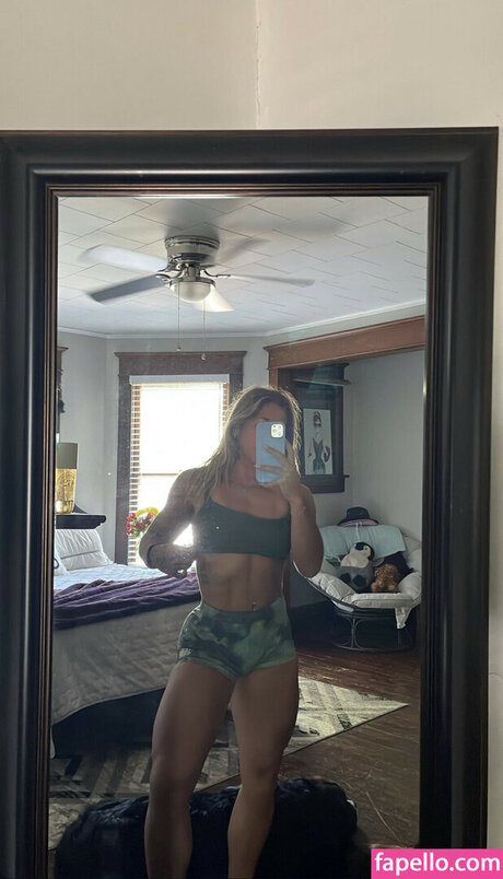 Kaitlinn kfit ポルノスター アダルト 画像