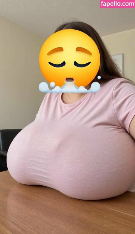 Hushplushy セクシー女優 画像