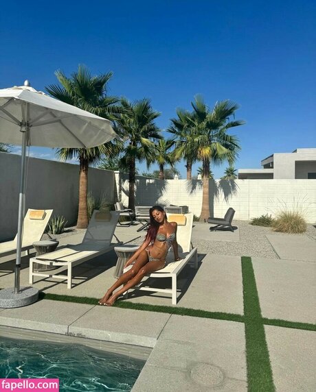 Lara Raj ポルノスター セクシー 写真