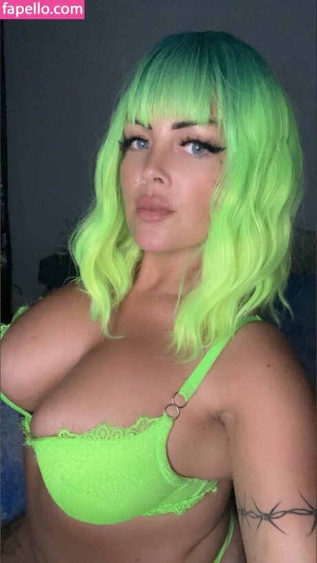 Vicky Lea エロティックなモデル 写真