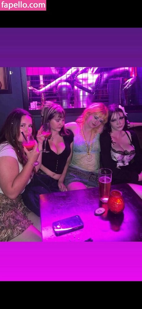 pixilers セクシーなスター 写真