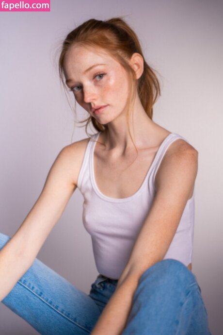 Samantha Cormier ヌードモデル ギャラリー