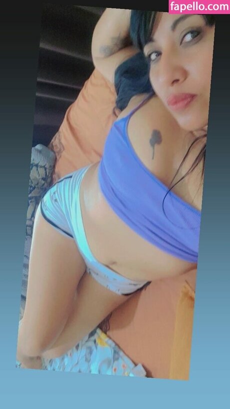 Monica Agundiz 独占モデル 画像