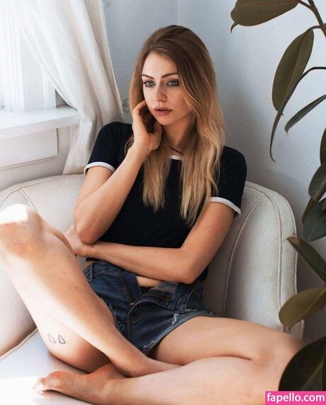 Maddie Phillips 美しいポルノスター 写真