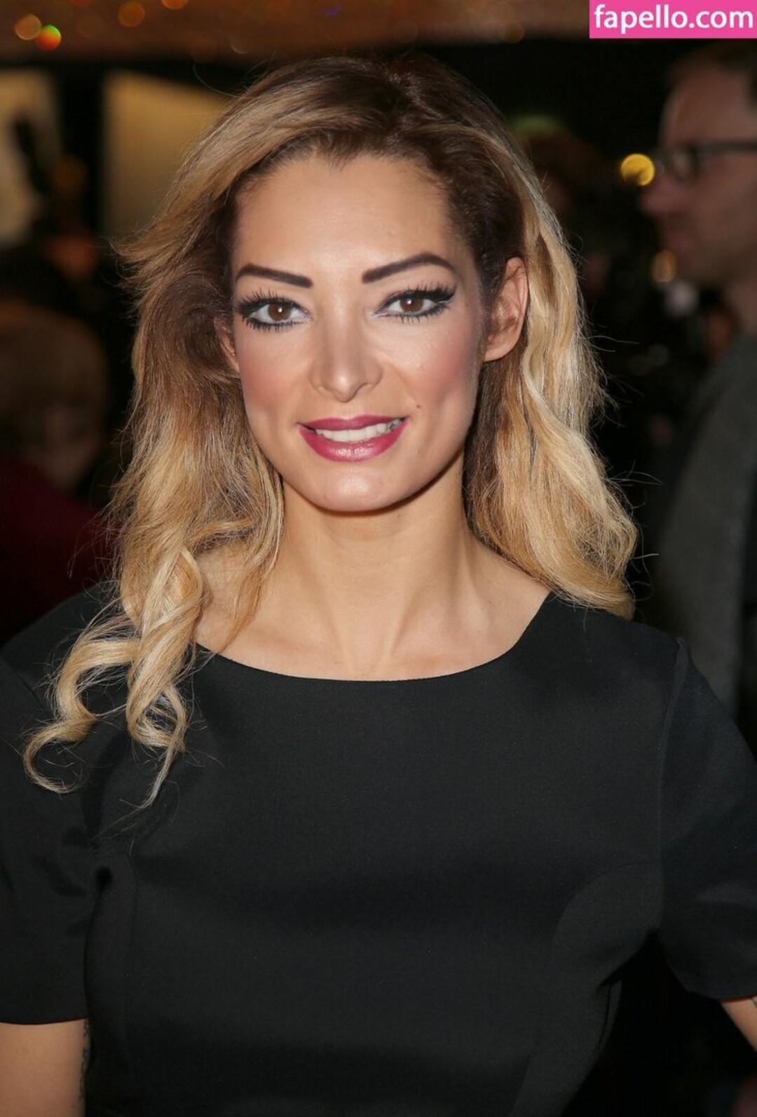 Emilie Nef Naf 完璧なモデル 画像