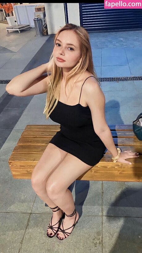 biranset ポルノモデル 写真