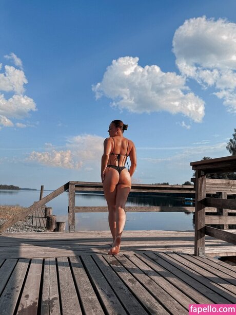 oonavehvilainen モデル 写真