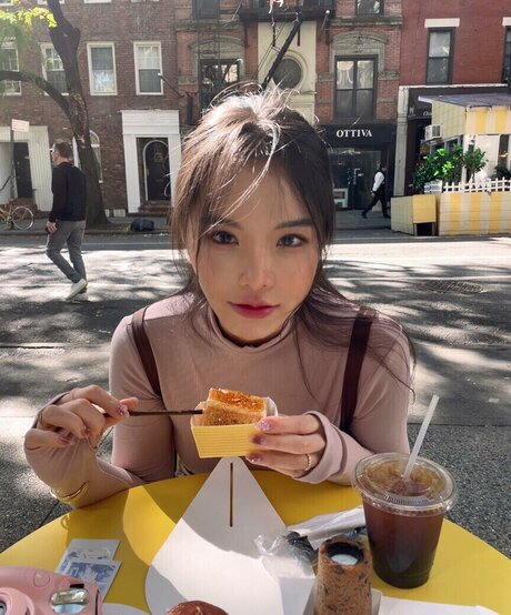 still need セックススター 写真
