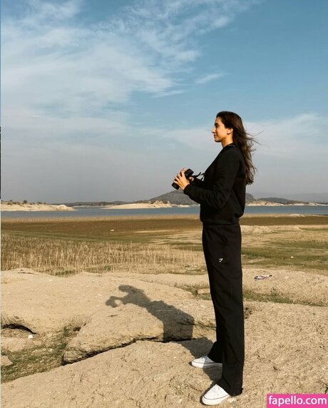 Pragya Kapoor トップポルノスター 写真