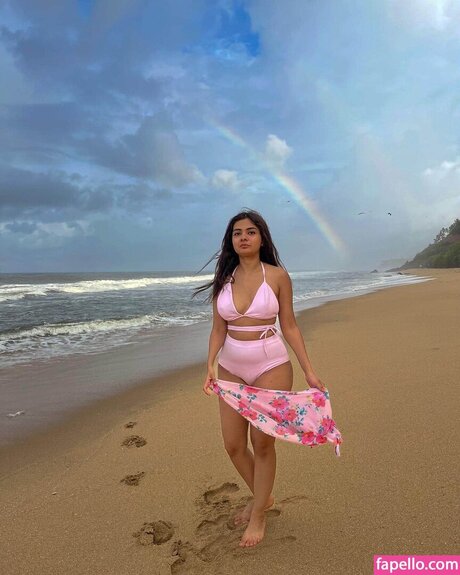 Akshita Rai Shrivastava 美しい女優 写真