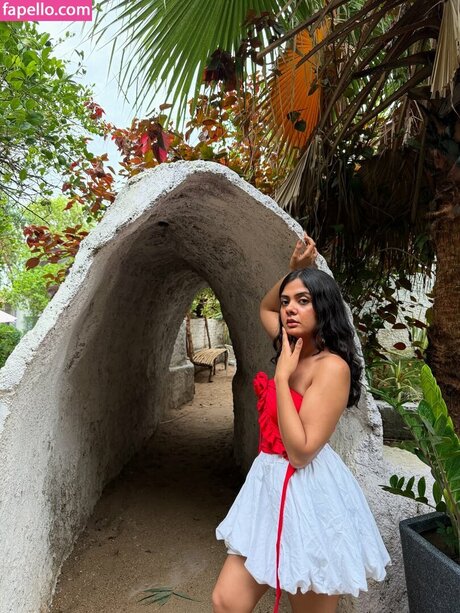 Akshita Rai Shrivastava 素敵な女優 写真