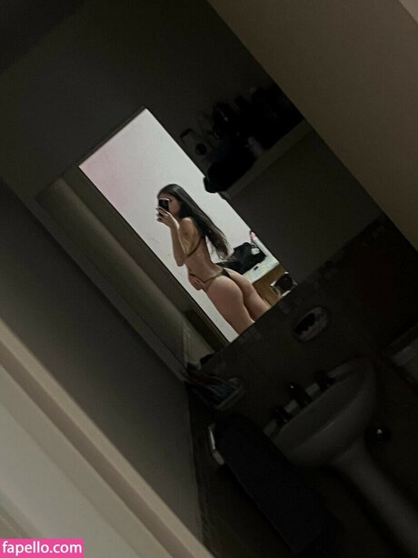 lucii p ポルノスター 写真