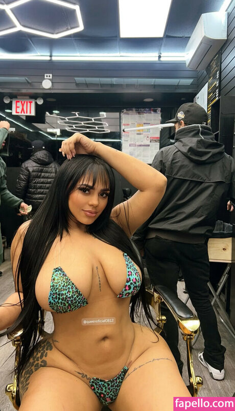 Luna Cruz セクシーモデル 画像