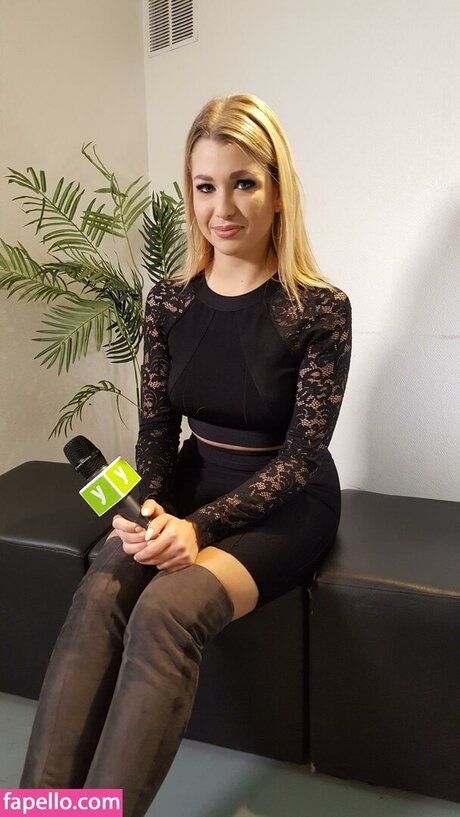 Enjoyphoenix xxxモデル 写真