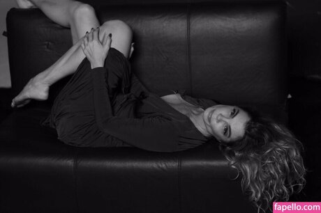 Alexia Dechamps ポルノスター セクシー 画像