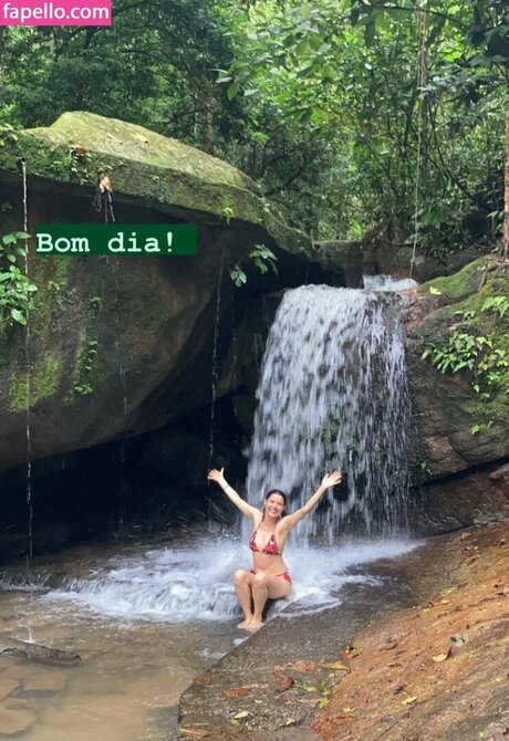 Manuela Do Monte モデル 写真