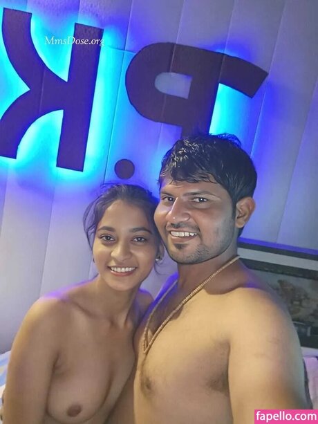 Reya Ghosh ポルノスター 画像