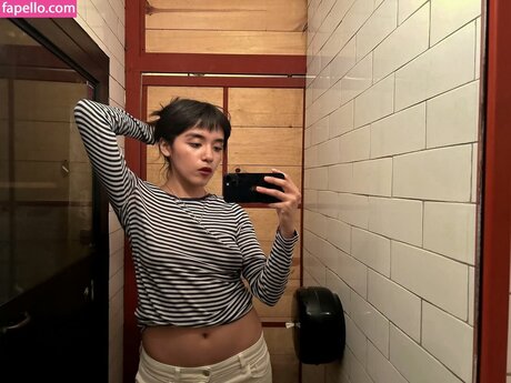 Om4ly 高品質のポルノスター 写真