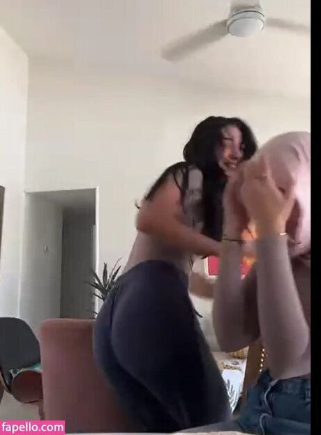 adolladola ホット女優 写真