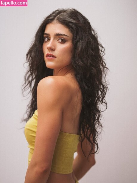 nothin but nelly セクシーなポルノスター 写真