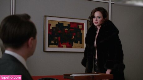 Alexis Bledel 裸のスター 画像