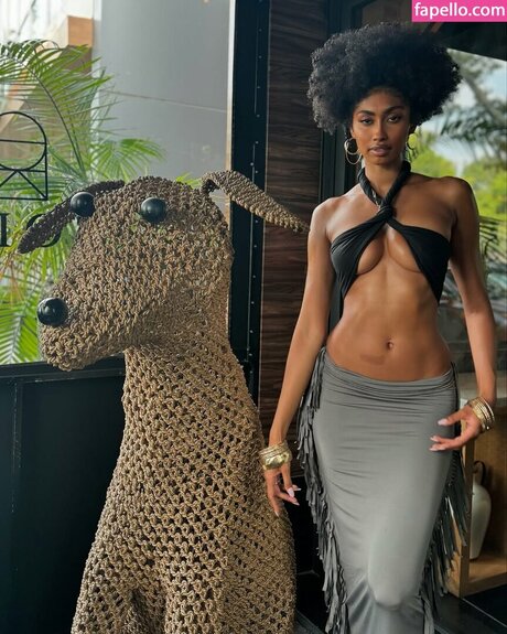 Jasmine Chola セックス女優 写真
