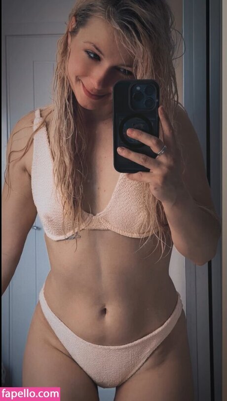 SmileyDani158 高品質女優 アーカイブ