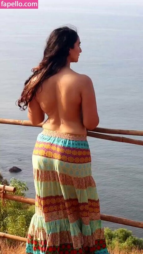 Megha Shukla かわいいモデル 写真
