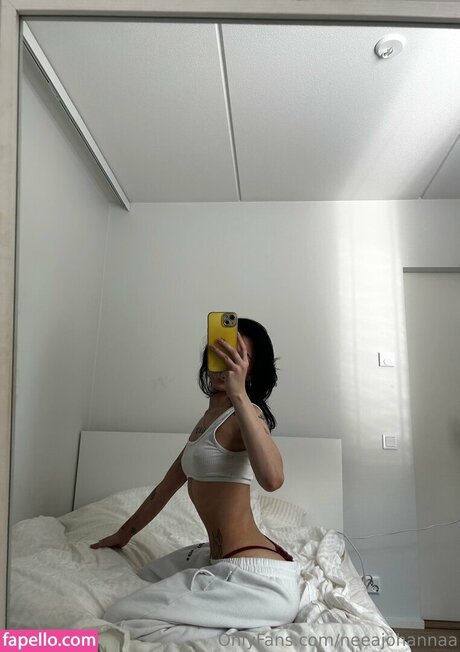Neea Kuosmanen ポルノスター アダルト 画像