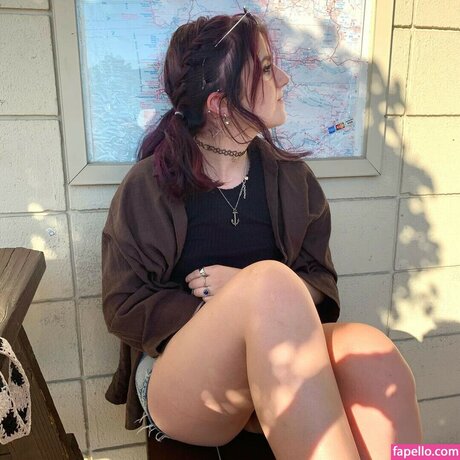 Msvioletvixxen セクシーなスター 写真