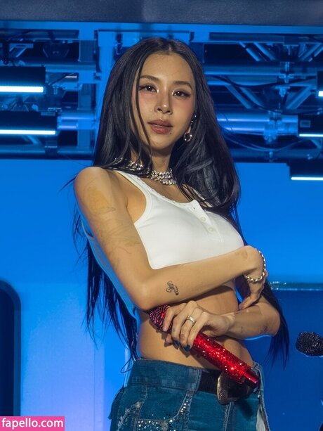 Chaeyoung スター ヌード ギャラリー