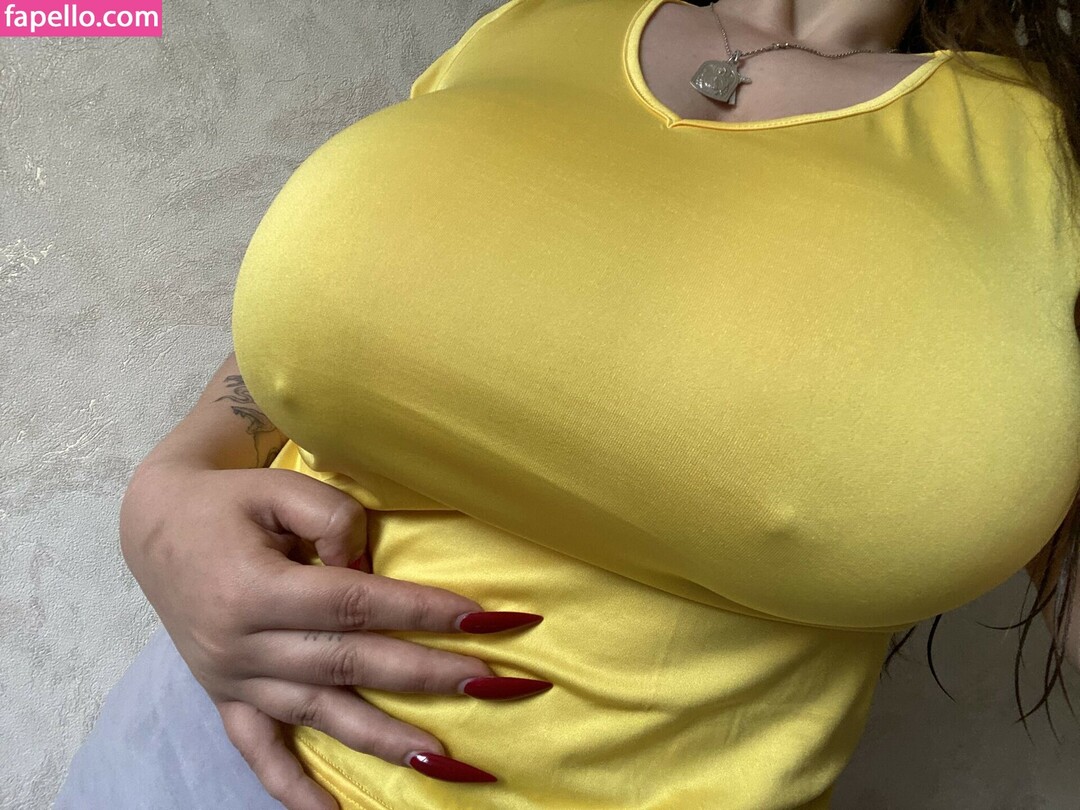 kuvalda エロティックなモデル ギャラリー