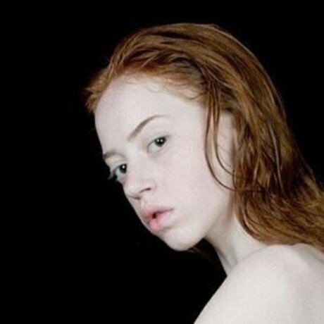 Lily Newmark ポルノスター ベスト 写真