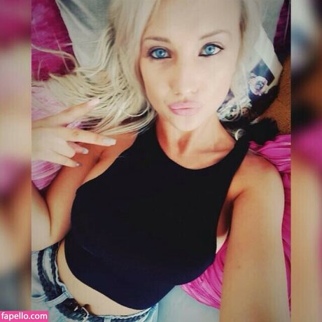 Amber Koltzow Bastick 最高のスター 画像