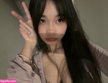 bunibuniyu エロティックなモデル 写真