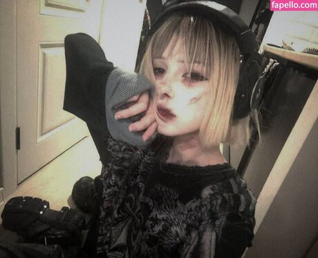 Paradoxy アダルトスター 写真