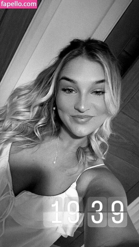 ロシアのお母さんOnlyFans セクシーヌード 画像