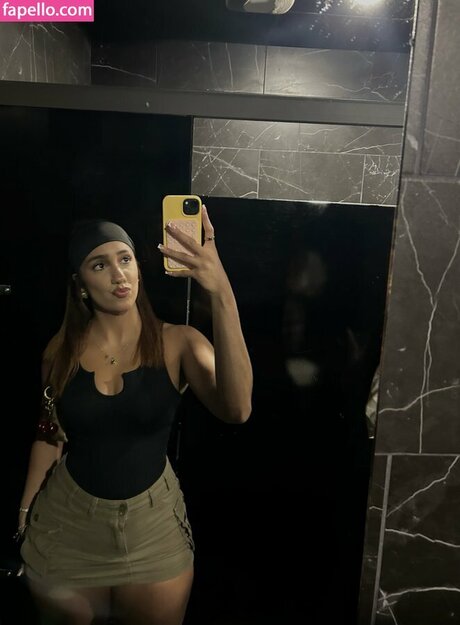 juliannaa 高品質モデル 画像