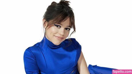 Jenna Ortega 無料モデル 画像
