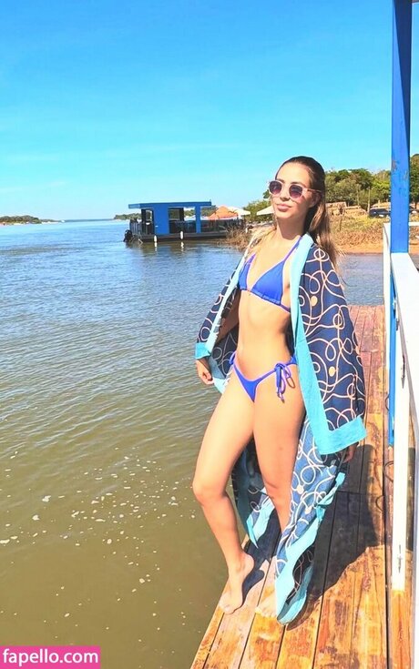Julia Castrom ポルノスター エロティック 写真