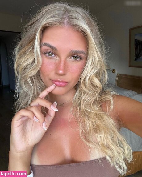 Lara Spengler ヌード女優 画像