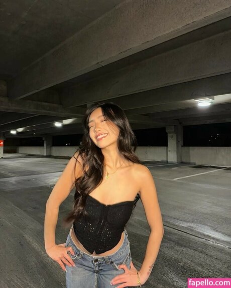 Daisy Chang ポルノスター エロティック 写真
