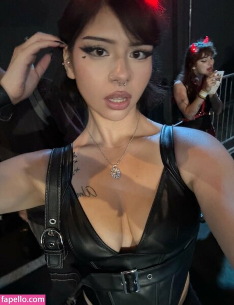 myshayla 美しいモデル 写真