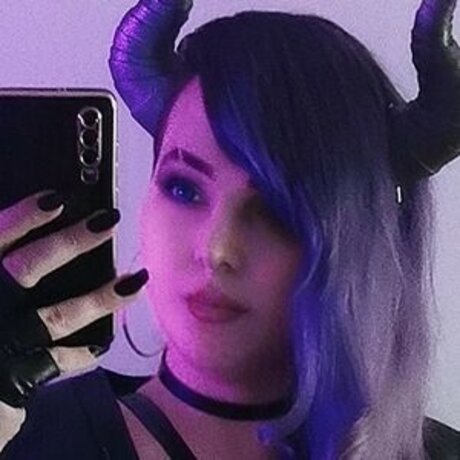 Alys Nox xxxポルノスター 写真