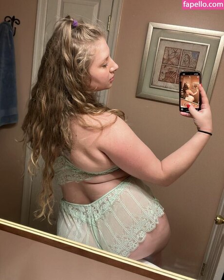 Ivy Andrews モデル 画像