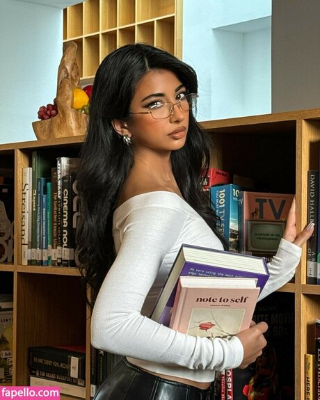 Iffat Marash profile image