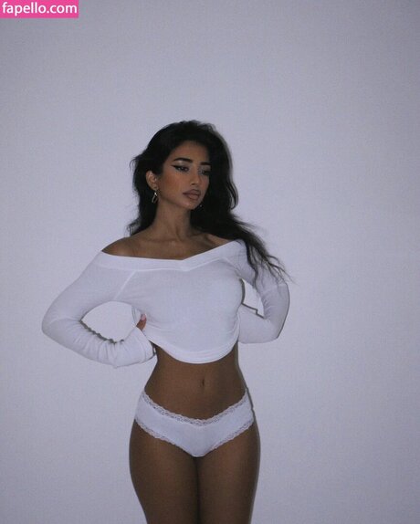 Iffat Marash 高品質女優 写真